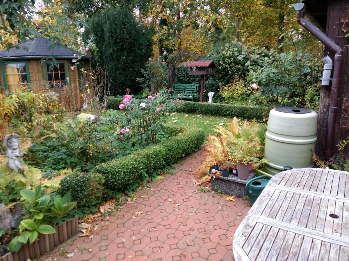 Ruhige, Gemuetliche 1-Zimmer Gartenwohnung Fuer 2 Erwachsene Lubeck Bagian luar foto