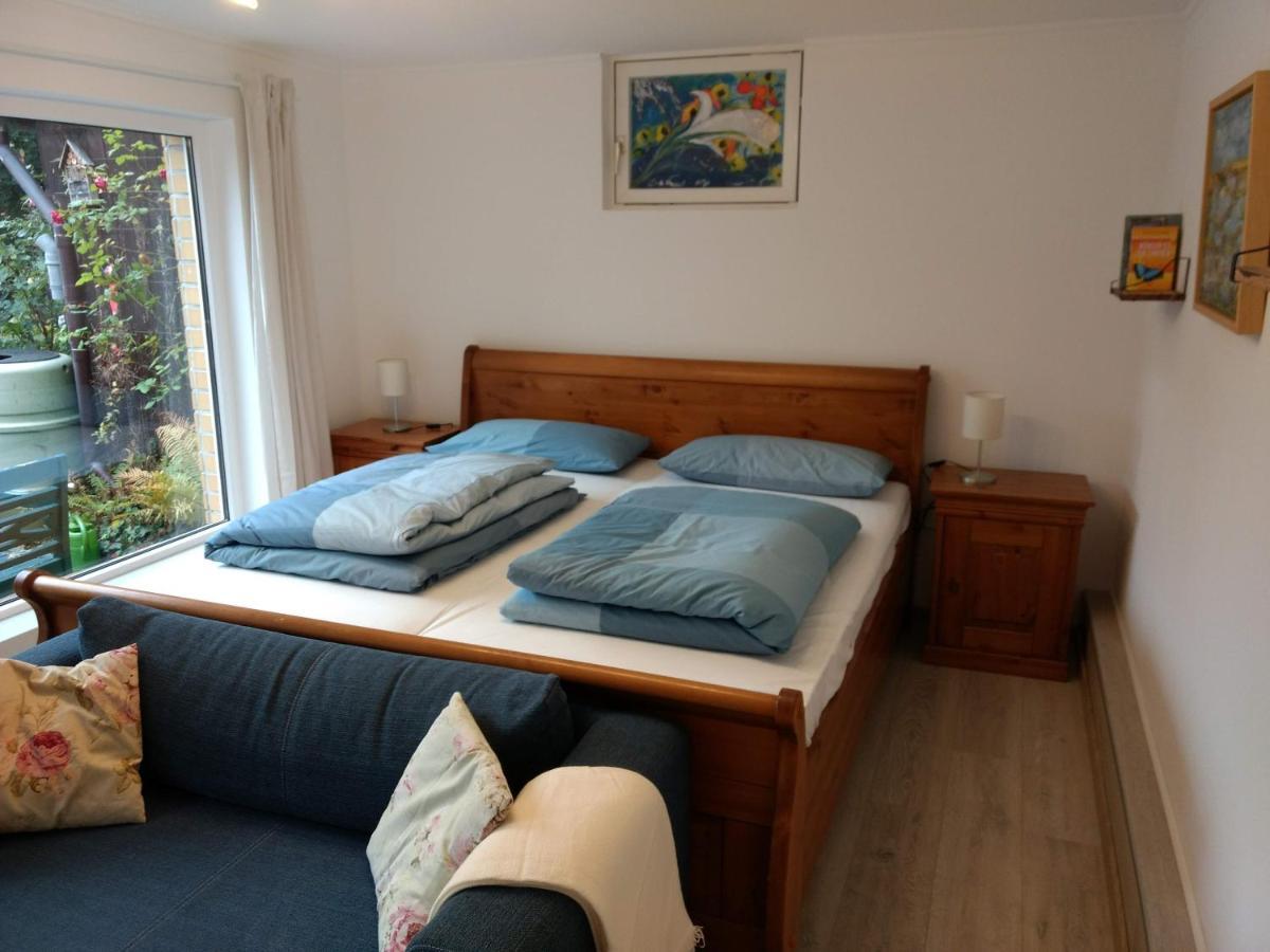 Ruhige, Gemuetliche 1-Zimmer Gartenwohnung Fuer 2 Erwachsene Lubeck Bagian luar foto
