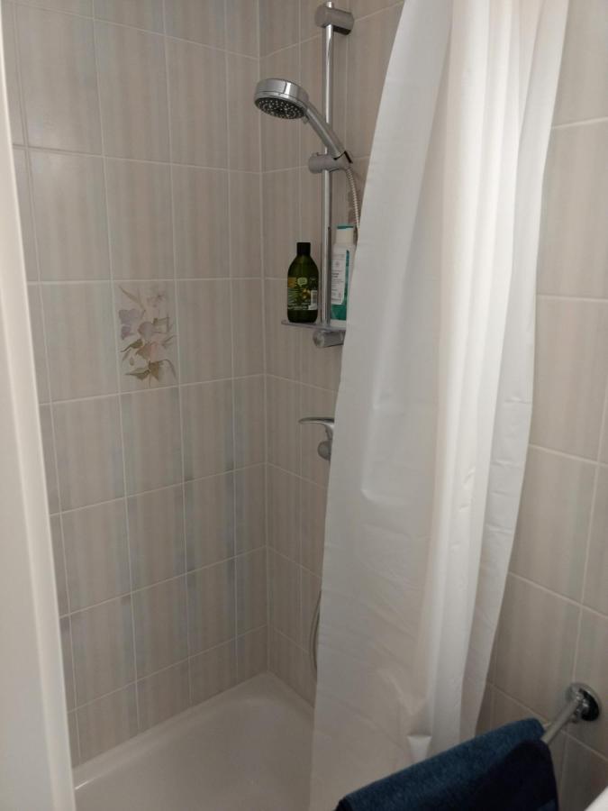 Ruhige, Gemuetliche 1-Zimmer Gartenwohnung Fuer 2 Erwachsene Lubeck Bagian luar foto